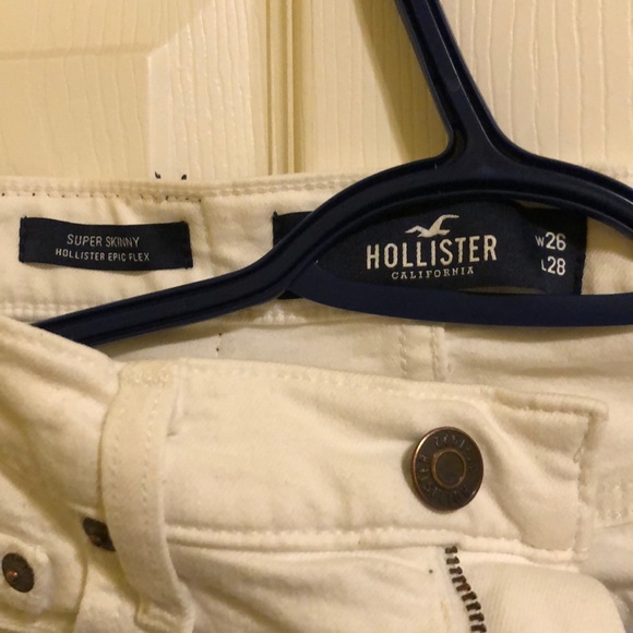 Hollister white Jeans - Picture 4 of 4
